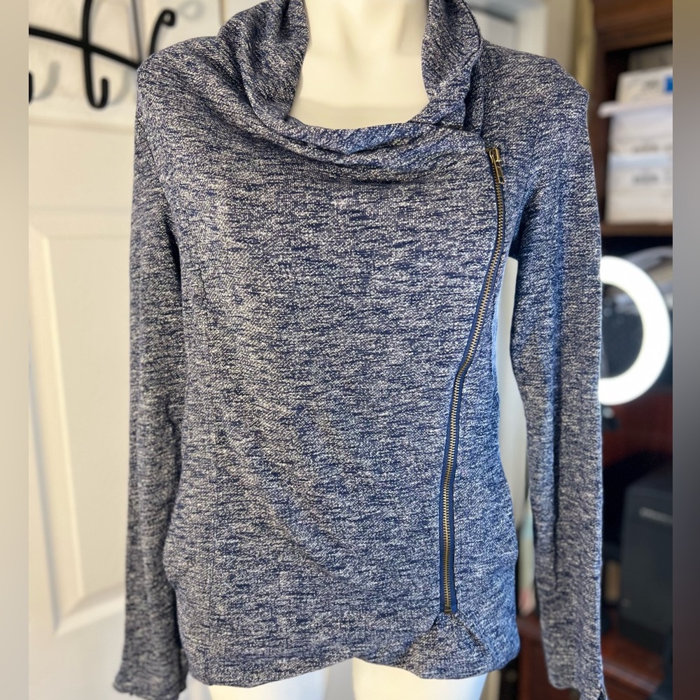 NWT Cloudwalk high low side zip jacket